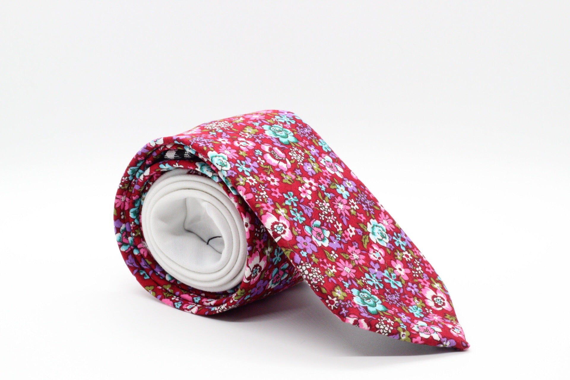 The Quilted Floral Tie